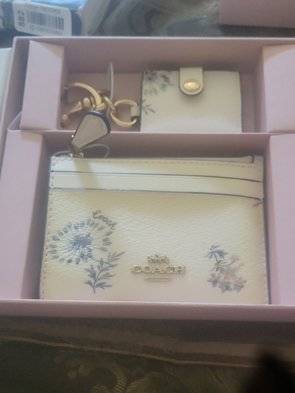 Coach Floral Duo Credit Card Holder And Keychain Id Holder Id Back Of Holder Box